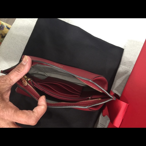 Authentic .Beautiful red with gold  Cartier purse - Picture 5 of 9